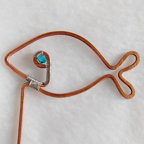 Mei Tan's Fin-tastic Bookmark - Done, Hair Accessories, Zipper Pulls, Christmas Ornaments, Lashing, Wire Lashing, Wire Wrapping, Wrapping, Wire Wrapping Jewelry, fish wire bookmark